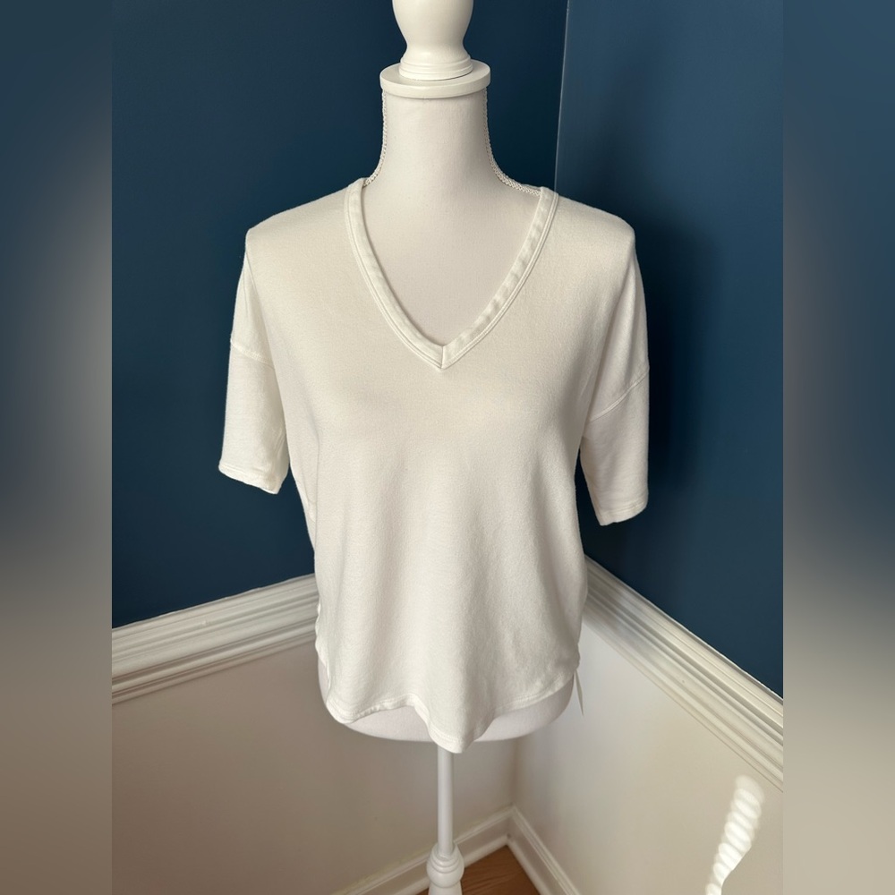 rag & bone White V-Neck Short Sleeve Tee